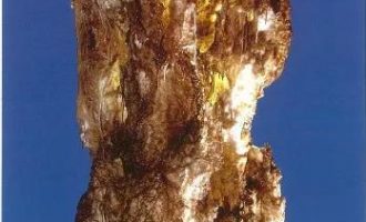菩提圣水穿钵显圣境 “一柱擎天”韵雕应声变【古佛正法 佛教 佛学 佛法 韵雕 】