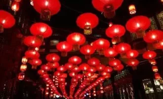 春节，檀香缭绕，我在佛前忏悔发愿